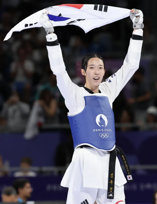 태권도 김유진,홍효림 인스타, 세계여자오픈챔피언십 동메달, 2026 아시안게임 준비 완료