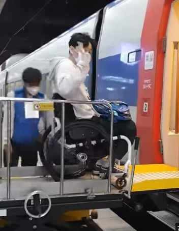 박위 KTX 논란 총정리｜CCTV 공개·사과 이후 신상털기·마녀사냥 논란까지