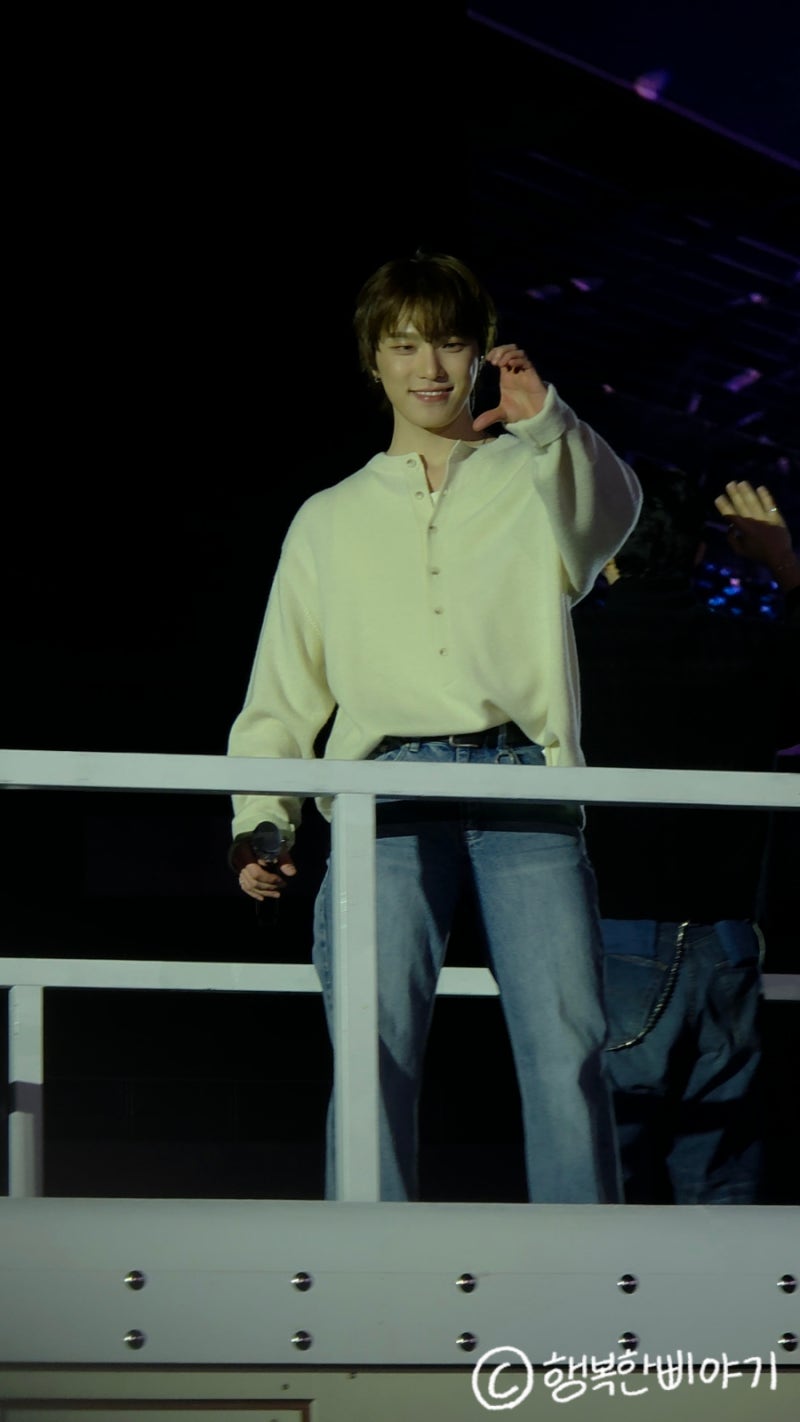 Carat Log] SEVENTEEN NEW Encore Concert Review: My View from Incheon Asiad F11 Section