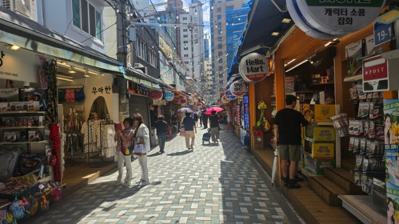 부산 해운대 시장 먹거리 둘러보기와 맛집 '상국이네' 떡볶이 vc '봉자네실비집' 파전 내돈내....