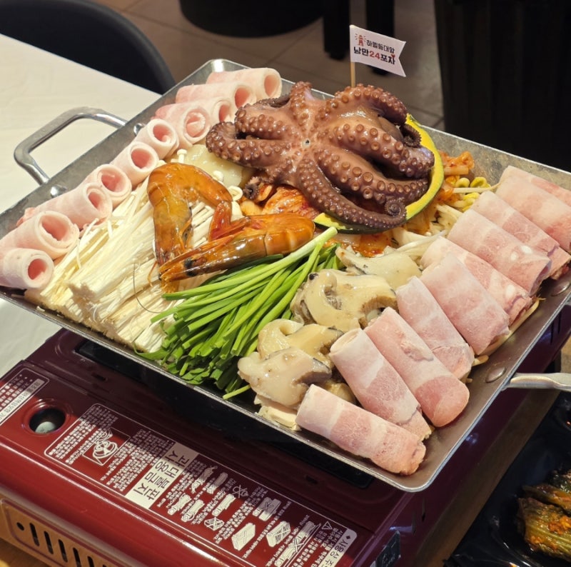 여수여행 여수 낭만포차 낭만포차24 2관 아이의자 있는 여수 돌문어 삼합 맛집