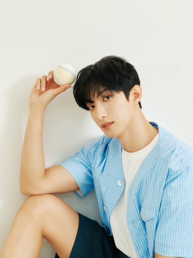 세븐틴 도겸 나이 프로필 본명 군대 일정 부석순 리더에서 YB 윤도현과의 꿈같은 컬래버까지
