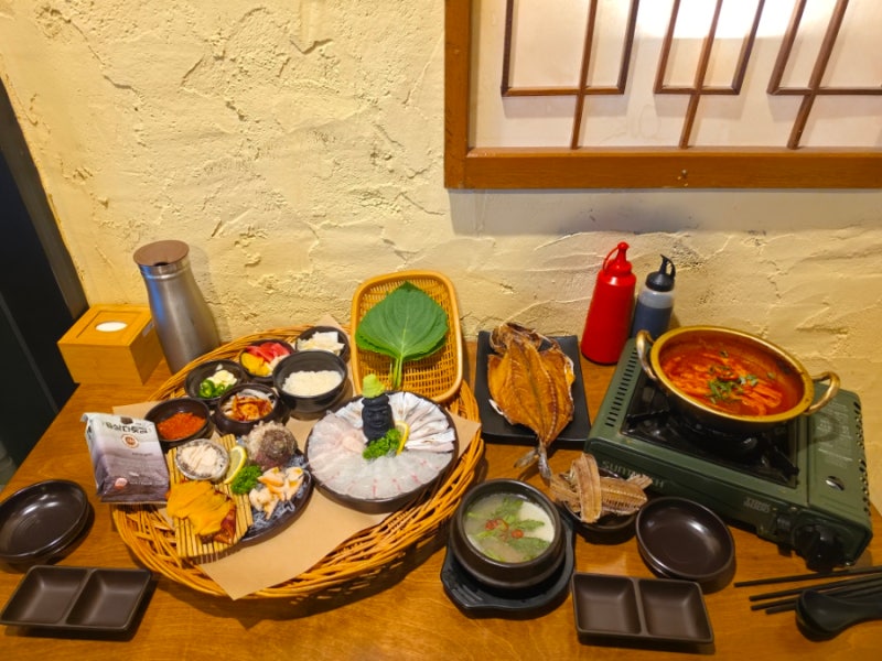 제주 함덕 횟집 추천! 회·해산물·갈치조림까지 한상에 즐기는 제주물오름함덕점 후기