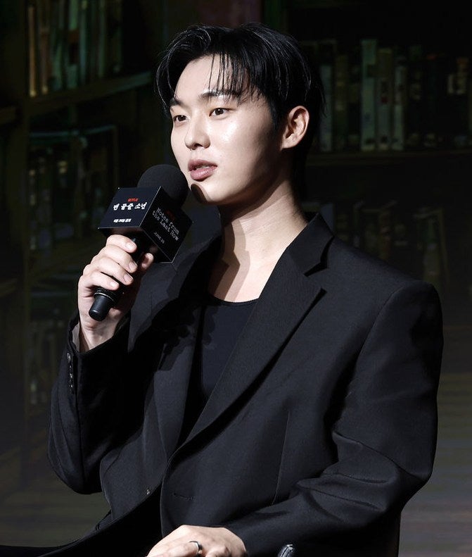 최현욱 새벽 5시 만취 라이브, “한국인 다 자서 말릴 사람 없다”더니…4년간 4번째 구설