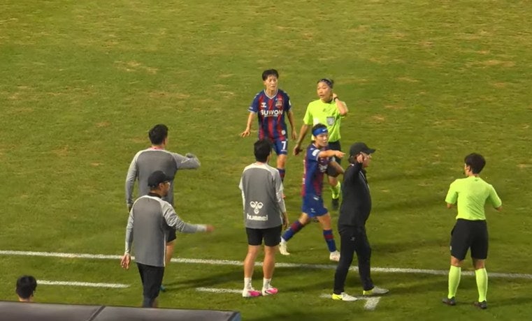 지소연에게 "생리하나 봐"…심판의 한마디가 여자축구 전체를 뒤흔든 진짜 이유