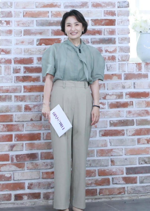 박경림 단발 찰떡 레전드 경신 수트부터 밀리터리 힙한 행사장 패션 착장 코디 총정리
