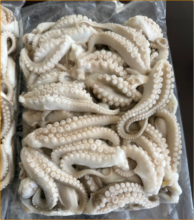 냉동절단쭈꾸미 손질 부담 줄이는 업소용 식재료 활용법