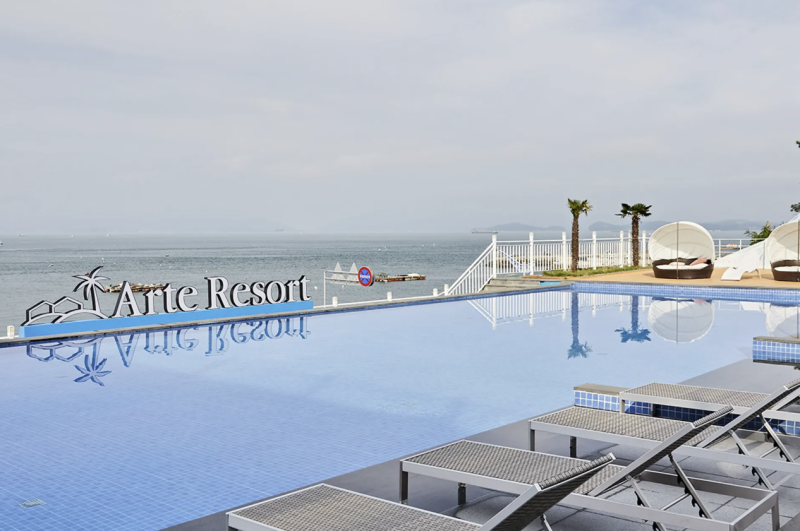 Arte Resort Sacheon: Price, Discount, BBQ, Breakfast, Pool, Pool Villa Review