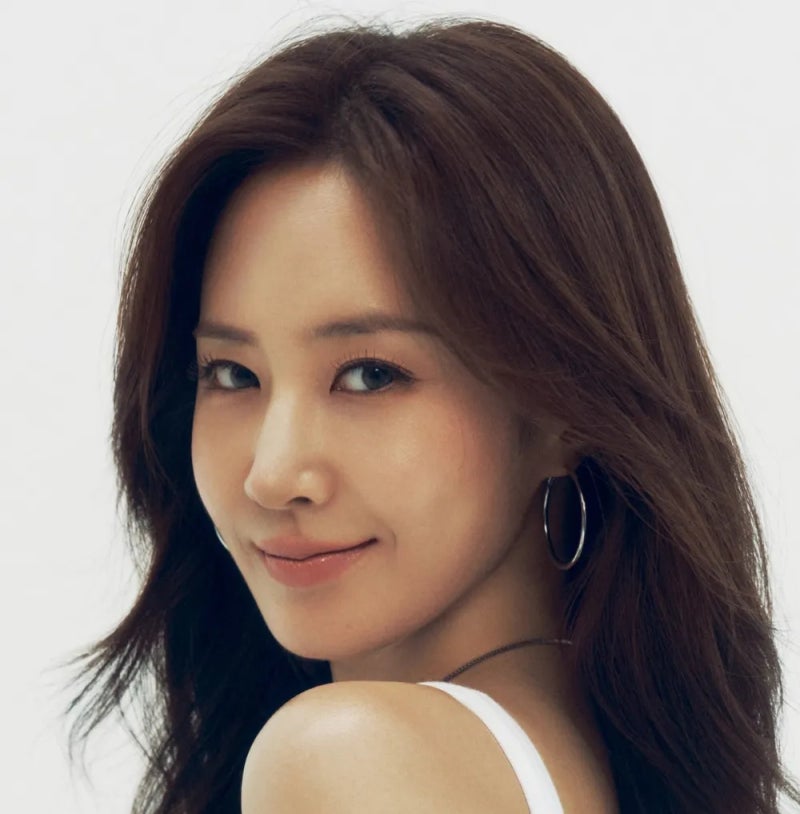 권유리, SM 19년 동행 마무리...소녀시대 활동은 계속된다