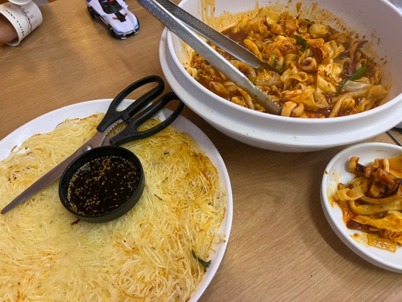 속초 바다제면 오징어비빔칼국수가 해수욕장 성지라고~?
