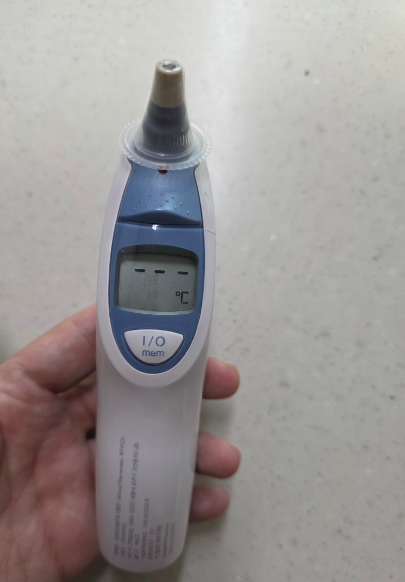 출산용품 필수 브라운체온계 IRT6525KO 새로 바꾸고싶은데 15년된 브라운체온계가 고장이 안나....