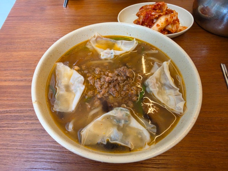 [서울] 단일 매장 전국 매출 5위 명동교자 웨이팅, 가격인상, 주차
