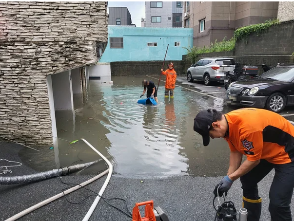오늘 8월 31일 전국 날씨 총정리｜전국 비·충청 최대 200㎜ 이상·시간당 강한 비·남부 폭염