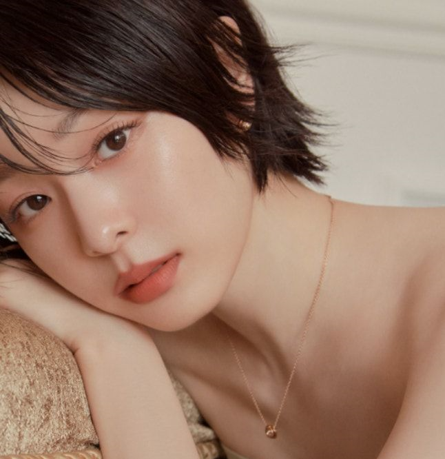김연아 프로필 나이 키 고향 학력 올림픽 기록 남편 고우림 단발 숏컷 최신근황까지