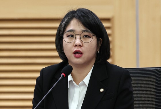 '90년생' 장관의 등장! 용혜인 파격 발탁의 진짜 의미!?90년생 용혜인 성평등가족부·6개 부처 ....