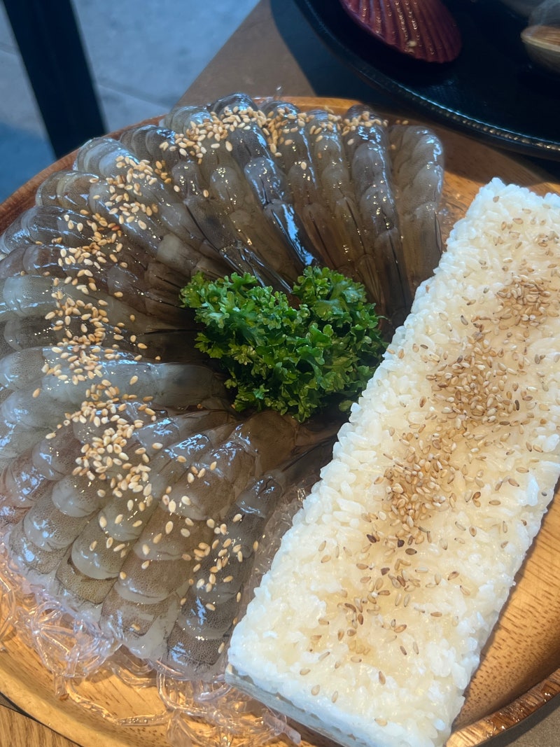 [을왕리] 오션뷰 맛집 '청춘조개' 솔직후기! 생새우회 꼭 드세요 (조개구이 치즈&해물라면 무....