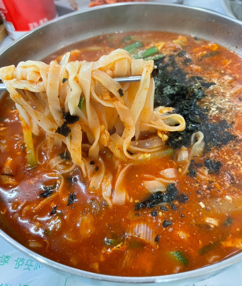 삼척 쏠비치 근처 현지인 가성비 장칼국수 맛집 율칼국수
