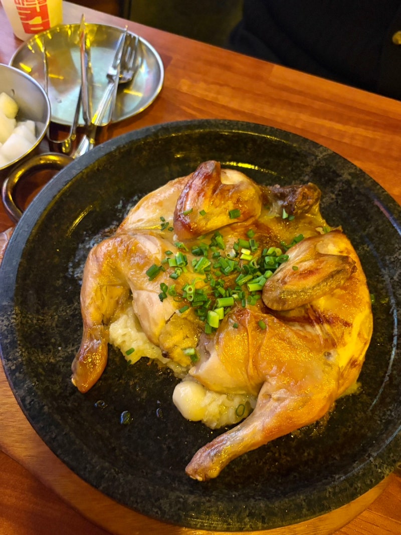 수원역 신상맛집 | 누룽지 전기통닭 맛있는 야장 술집 “폭동바베큐”