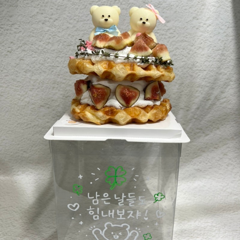 인천레터링케이크 송도 크로하우스｜가족과 함께 특별한 날을 위한 무화과 케이크
