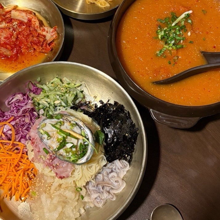 부산 광안리 점심 맛집 룸식당 속시원한 명물 부산물회 (+주차)
