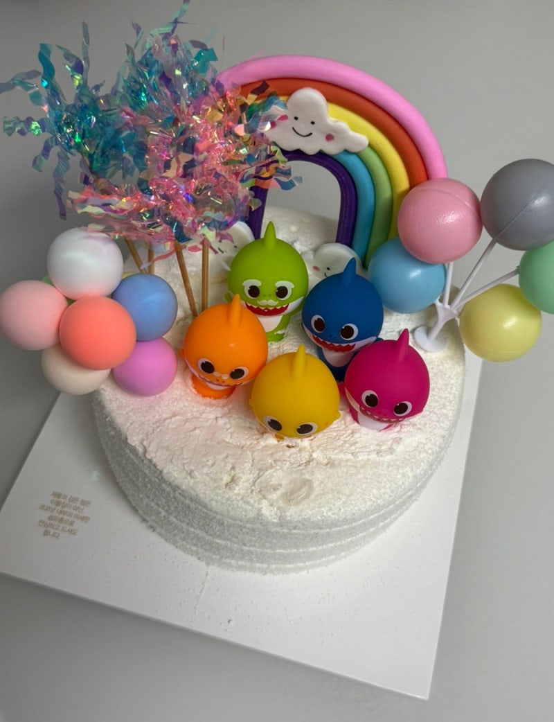 육아일기 102번째_세 돌 아기 생일파티 초간단 [아기상어 케이크] 셀프로 만들기