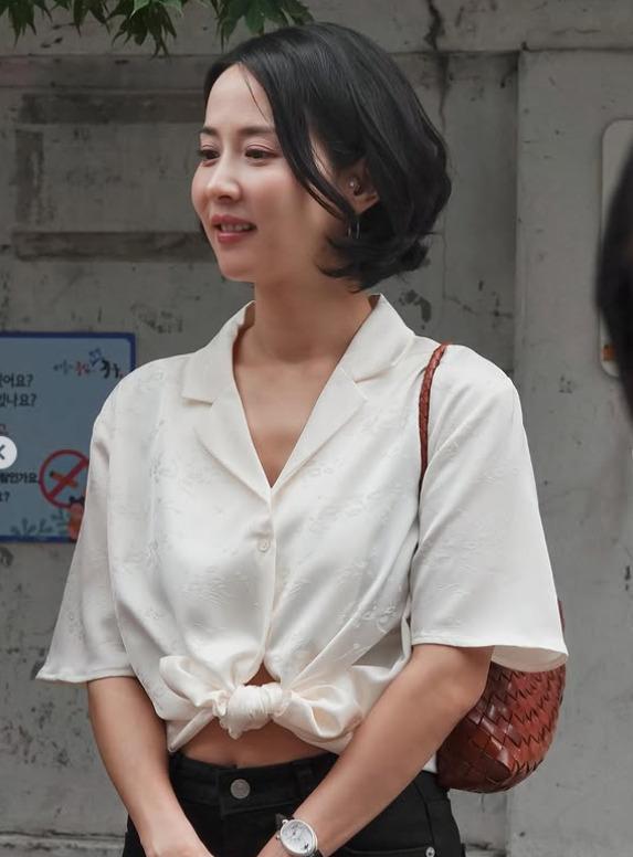 조여정 단발펌, 턱선 C컬 하나로 이렇게 어려 보인다고? 손질법 팁