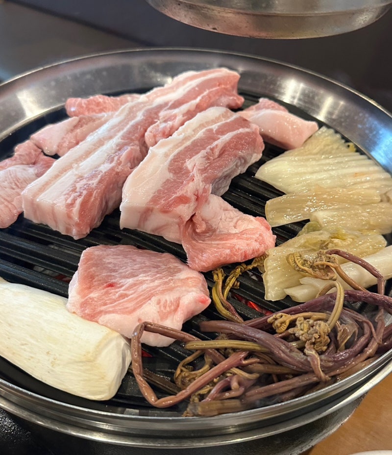 서산 예천동 중흥 근처 맛집 회식 장소 추천 구워주는 육화진미 고깃집