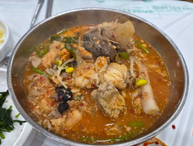 여수 맛집 추천! 성시경 먹을텐데에도 나온집 여수 웨이팅 맛집인 ‘복춘식당’ 에서 아구찜....