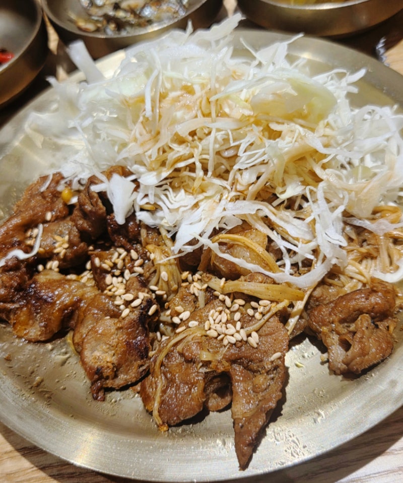 대구 동성로 맛집 카페동이 계란후라이 무한리필에 반하고 친절함에 감동한 대가족 점심 후....