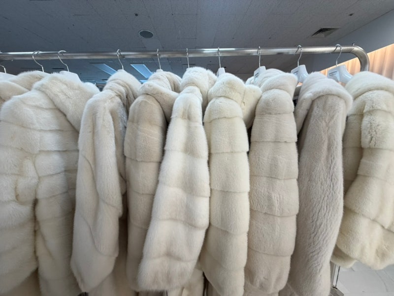 밍크코트 브랜드 비교하기 좋은 모피백화점 마리노블구로점