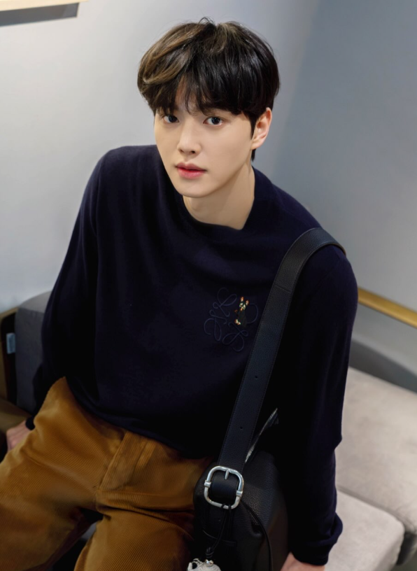 송강 프로필｜나이·키·군대 전역·인스타·드라마·여자친구 총정리