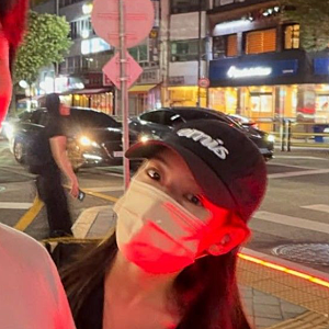 "이렇게 다정했나?" 박은영 신혼 밤마실 사진, 남편 어깨에 쏙
