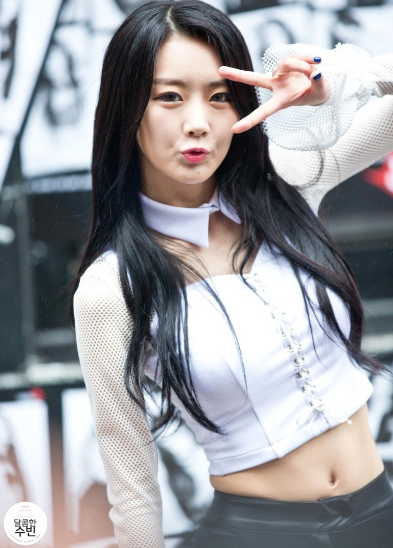 ‘건국대 13학번’ 댤샤벳 출신 가수 달수빈, 드디어 졸업…시험 못 봐 낙제해도 포기하지 않....