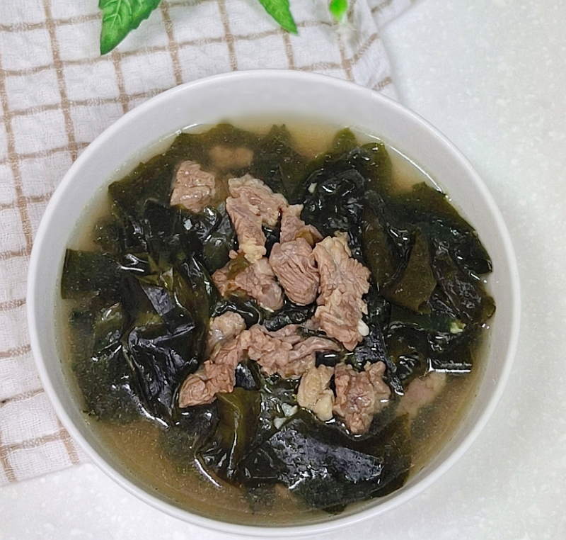 양지 소고기 미역국 맛있게 끓이는방법 황금레시피