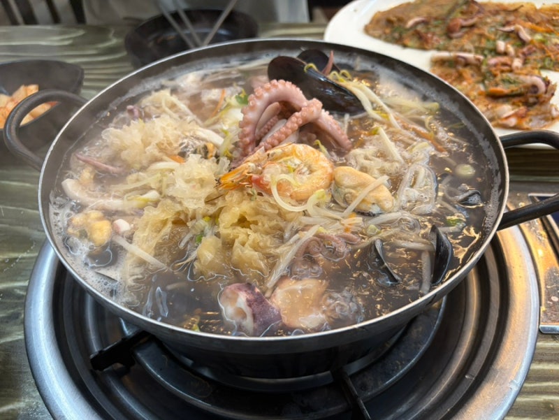 청주칼국수맛집 송절동 쭈낙해물칼국수 청주본점