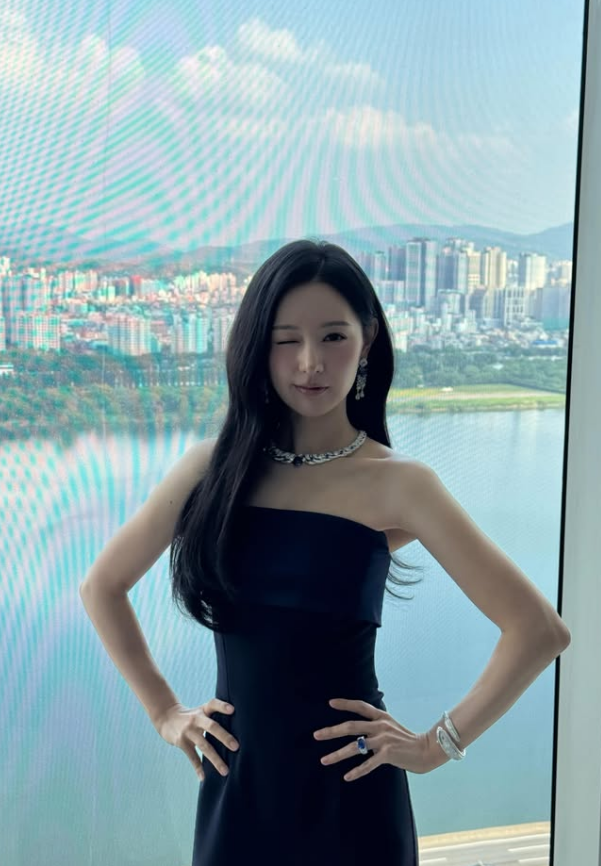 김지원 근황, 조용하더니 제대로 돌아온다…팬미팅에 13년 만의 SBS 복귀까지