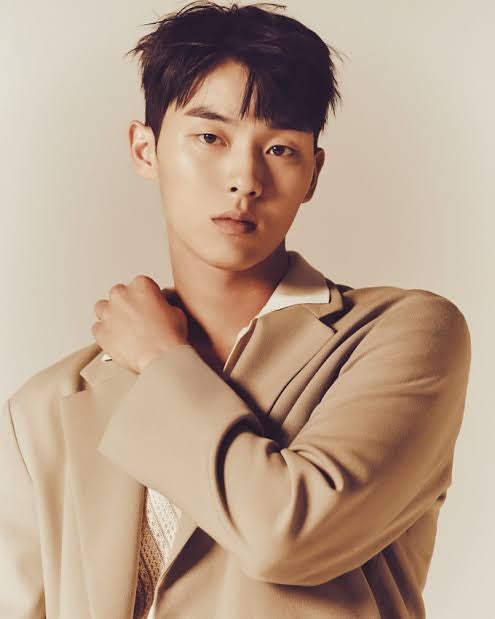 최현욱 프로필, 나이, 학력부터 주요 작품활동까지 총정리