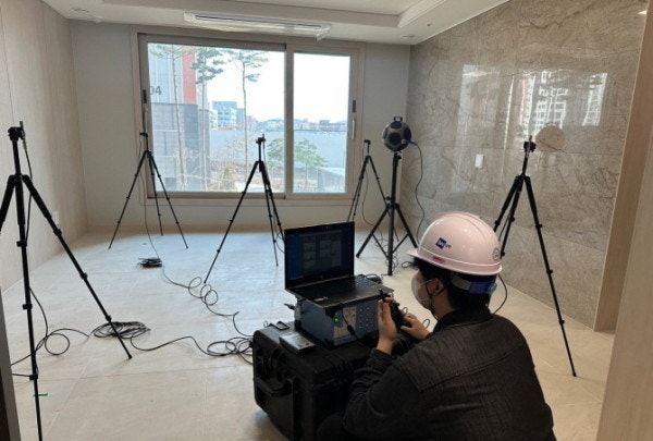 [9월 1일 전면 시행] "새벽 2시 발망치, 이제 참지 마세요" 층간소음 24시간 상담센터 신청방법 ....