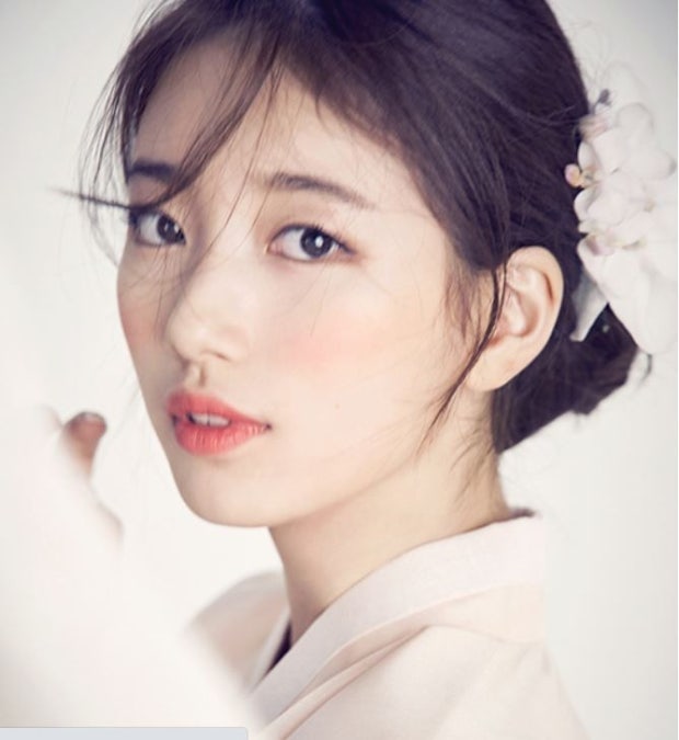 한복만 입으면 분위기 확 달라진다…수지 화보 다시 봤더니