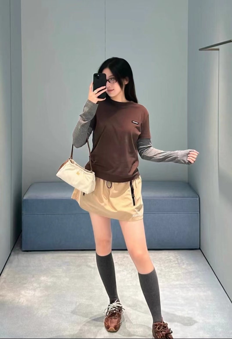 미우미우 뉴발라스 530 코라보 스니커즈 리뷰 꾸안꾸부터 럭셔리 캐주얼까지