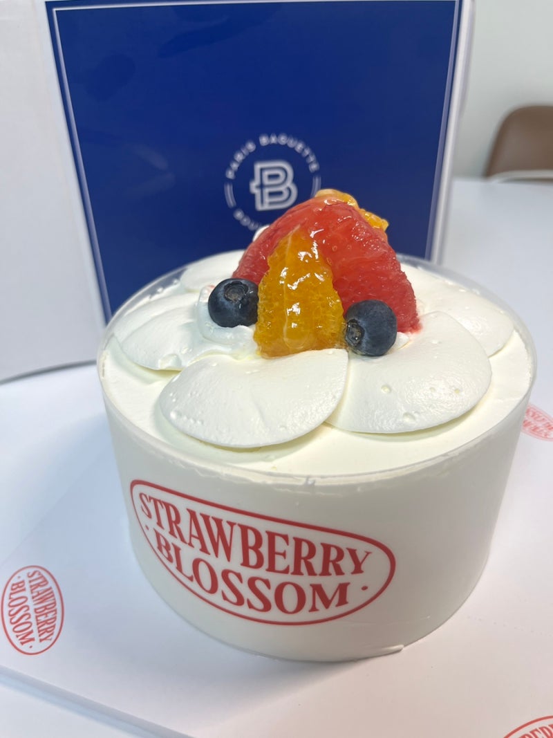 파리바게트 케이크 딸기블라썸 생크림케이크 솔직 후기