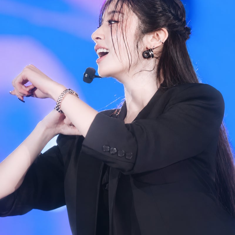이혼 후 역대급 예뻐진 지연.. 시계도 명품으로 보이네