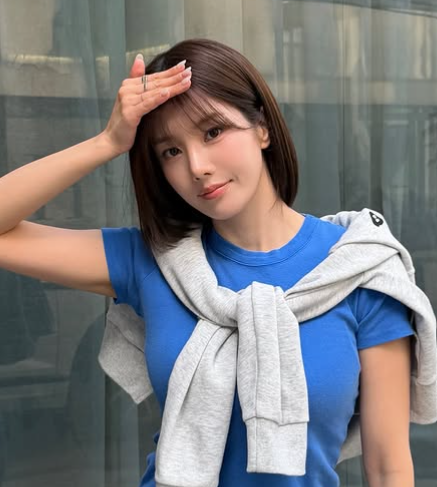 [가수 권은비 프로필]학력, 성수동 건물주 및 '금은방' 카페에서 명품 디스코그래피 & 컴백 근....