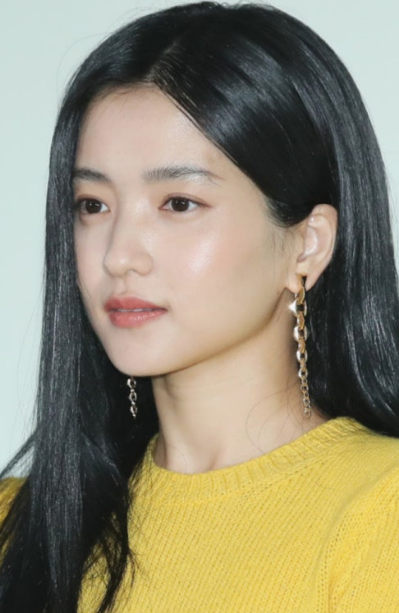 ▶ 김태리 '정년이' 이후 3년 만에 드라마 복귀..이번엔 왕비다