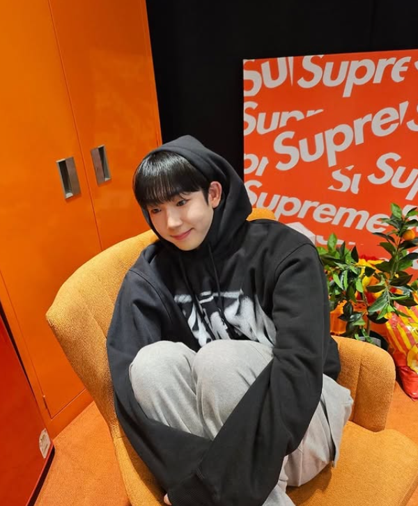 평일 저녁 라디오 DJ 발탁 최수호 프로필 학력 고향 재산 나이 가족 배우자 작품활동 사건사....