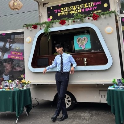 14년 사랑 마침표 후 첫 SNS…정경호의 “고마워 늘” 세 글자가 43년 인생의 답인 이유