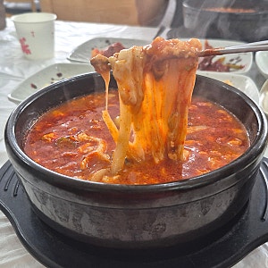 [강릉 맛집 추천] 고소한 치즈에 통통한 우동면까지, 강릉 '태백산맥식당' 내돈내산 후기
