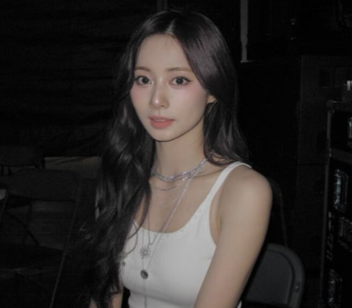 "‘하나의 중국’ 밝히면 활동 지원?" 트와이스 쯔위, JYP 계약 만료 앞두고 불거진 중국 영입....