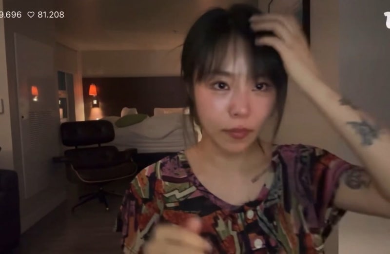 마마무 휘인 위버스 라이브 눈물 고백, "그만두고 싶었다" 진짜 이유는