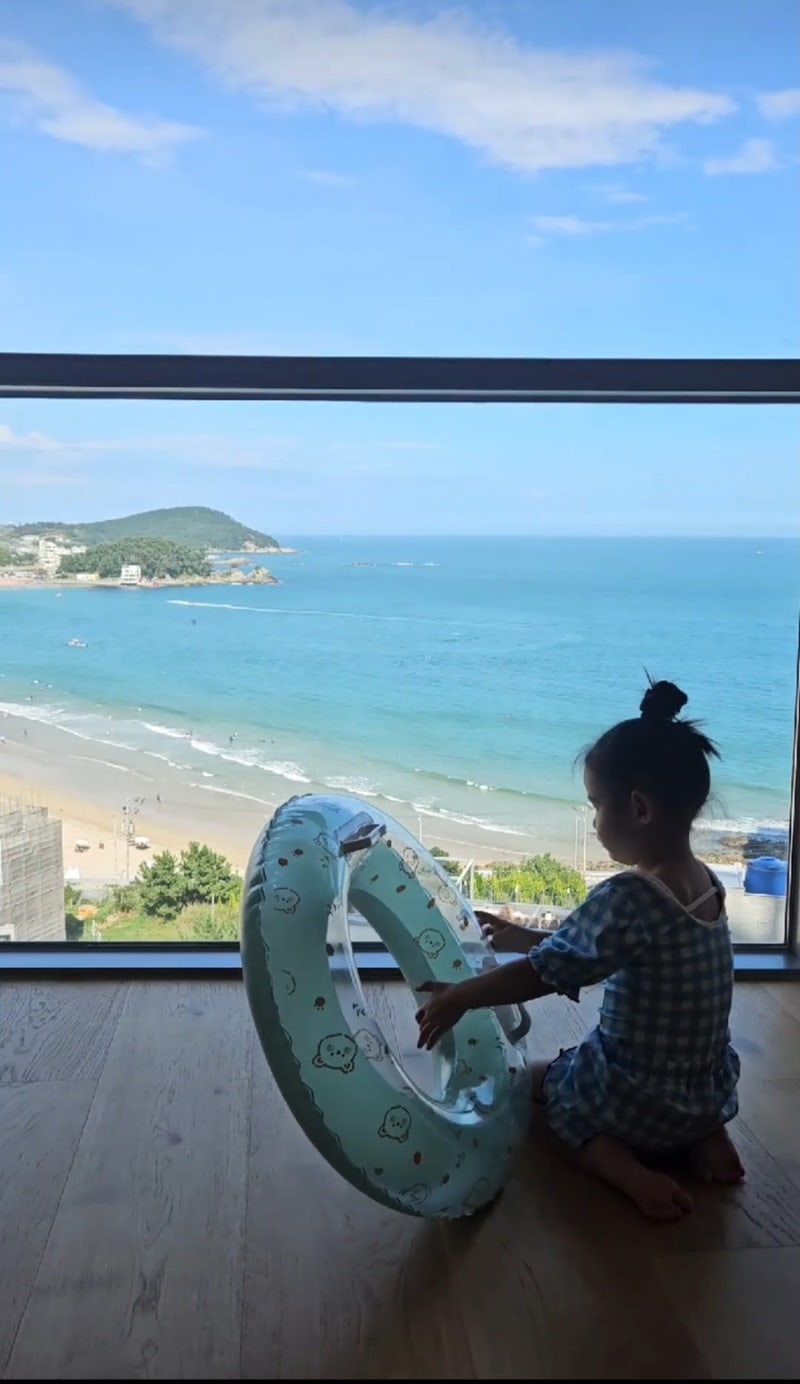 Busan Songjeong Accommodation Recommendation: Mer de Robe Hotel Busan Ocean Premium Suite with Private Jacuzzi